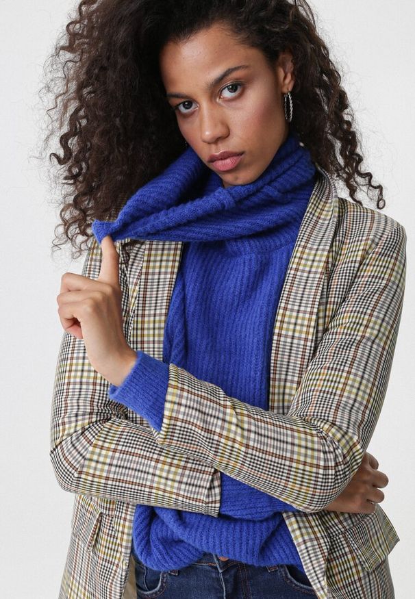 Born2be - Ciemnoniebieski Golf Oversize Out Of This World. Okazja: na co dzień, na spacer. Typ kołnierza: golf. Kolor: niebieski. Materiał: skóra, wiskoza, jeans. Styl: klasyczny, casual