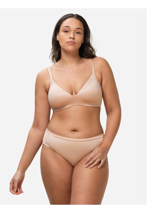 Triumph Bokserki Body Make-Up Soft Touch 10193532 Beżowy. Kolor: beżowy. Materiał: syntetyk
