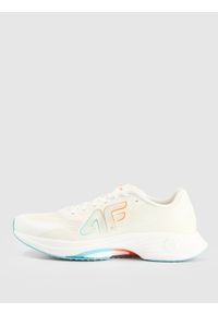 4f - 4F Buty do biegania Speed Runner męskie - białe 45. Wysokość cholewki: przed kostkę. Kolor: biały. Materiał: guma. Szerokość cholewki: normalna. Sport: bieganie, fitness