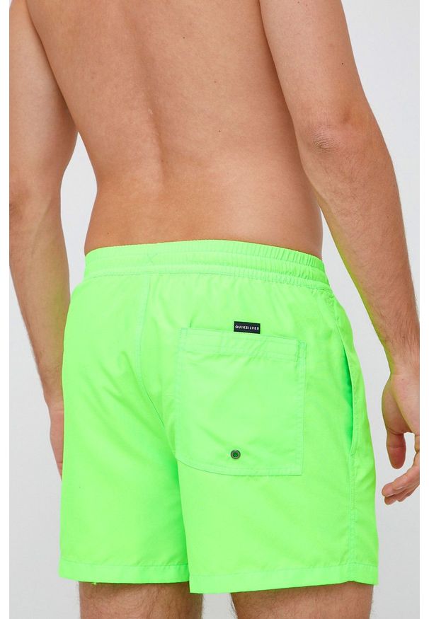Quiksilver kolor zielony. Kolor: zielony. Materiał: tkanina, materiał
