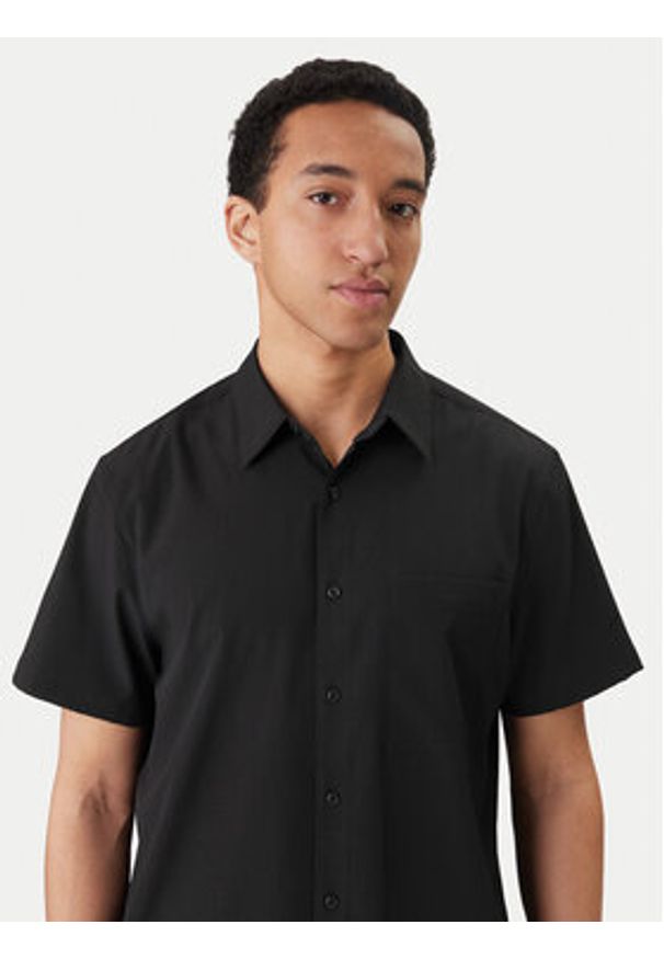 Calvin Klein Koszula LV04LF109G Czarny Classic Fit. Kolor: czarny. Materiał: syntetyk