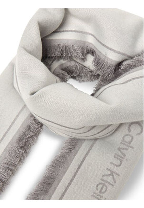 Calvin Klein Chusta Emblem Graphic Lw Square Scarf LV04F8073G Szary. Kolor: szary. Materiał: materiał