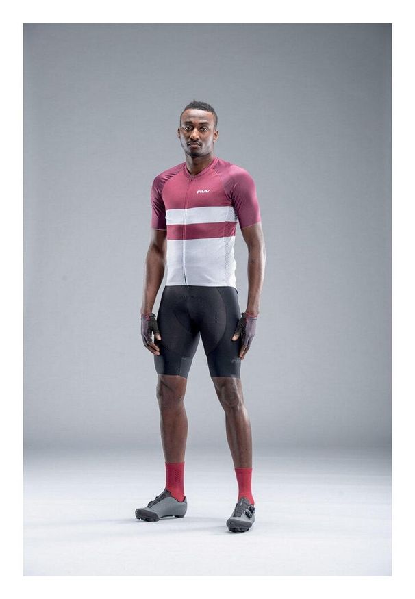 Spodenki rowerowe NORTHWAVE FAST Bibshort - czarny. Kolor: czarny