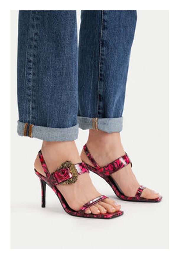 Versace Jeans Couture Sandały 79VA3S71 Różowy. Kolor: różowy. Materiał: skóra