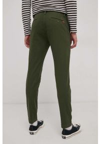 Levi's® - Levi's Spodnie męskie kolor zielony w fasonie chinos. Okazja: na spotkanie biznesowe. Kolor: zielony. Materiał: tkanina. Wzór: gładki. Styl: biznesowy #2