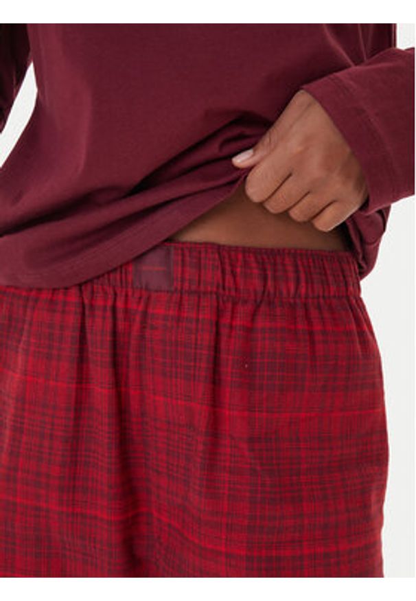 Calvin Klein Underwear Piżama LV00QS7579 Czerwony Regular Fit. Kolor: czerwony. Materiał: bawełna