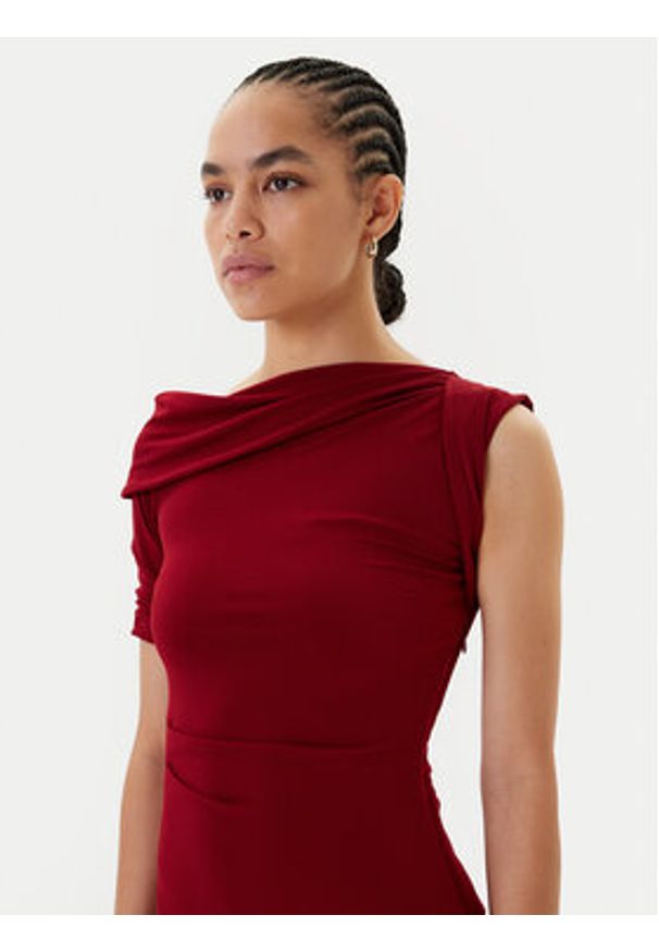 Guess Sukienka koktajlowa W5BK71 KCVG2 Bordowy Slim Fit. Kolor: czerwony. Materiał: syntetyk. Styl: wizytowy
