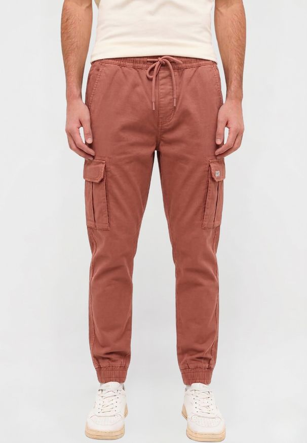 Męskie Spodnie Mustang Style Paris Jogger Cargo Cinnamon 1015896 3238