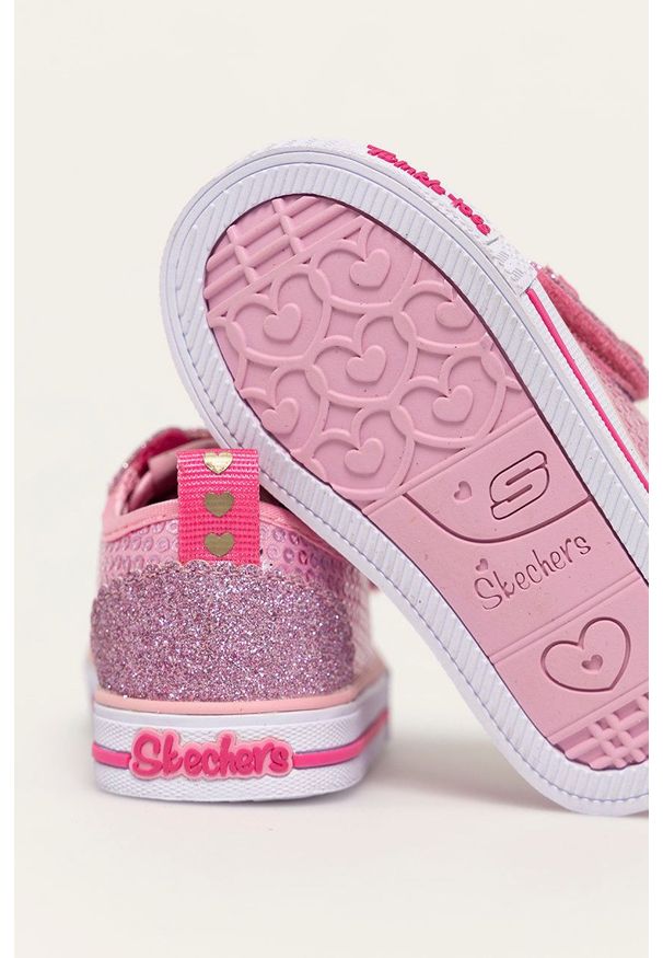 skechers - Skechers buty dziecięce kolor różowy. Nosek buta: okrągły. Zapięcie: rzepy. Kolor: różowy. Materiał: guma