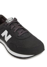 New Balance Sneakersy GC323BK Czarny. Kolor: czarny. Materiał: materiał