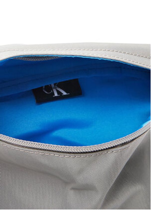 Calvin Klein Nerka Bold Waistbag LV04D3116G Szary. Kolor: szary. Materiał: materiał