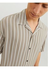 Jack & Jones - Jack&Jones Koszula Jeff 12220423 Beżowy Relaxed Fit. Kolor: beżowy. Materiał: wiskoza #3