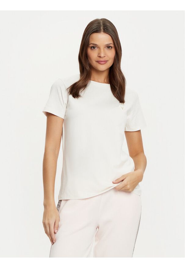 Guess T-Shirt V4YI09 J1314 Biały Regular Fit. Kolor: biały. Materiał: bawełna