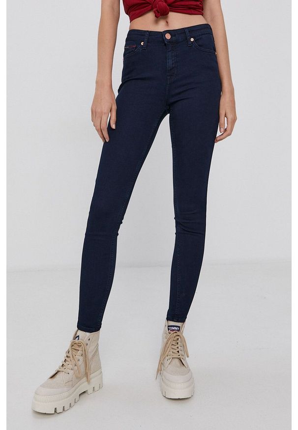 Tommy Jeans Jeansy damskie medium waist. Kolor: niebieski