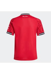 Adidas - Koszulka piłkarska dla dzieci ADIDAS Manchester United 25/26 domowa. Wzór: aplikacja. Sport: piłka nożna