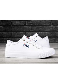 Buty do chodzenia damskie Fila Pointer Classic. Kolor: biały. Sport: turystyka piesza