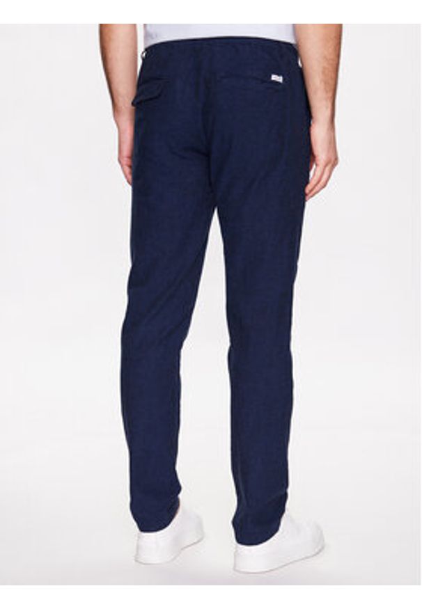 Lindbergh Spodnie materiałowe 30-008003 Niebieski Tapered Fit. Kolor: niebieski. Materiał: bawełna