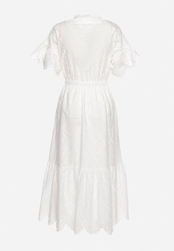 Born2be - Biała Haftowana Sukienka z Bawełny z Guzikami i Gumką w Talii Melliara. Okazja: na spacer, na imprezę. Typ kołnierza: dekolt w kształcie V. Kolor: biały. Materiał: bawełna. Długość rękawa: krótki rękaw. Wzór: haft. Sezon: lato. Styl: boho, klasyczny