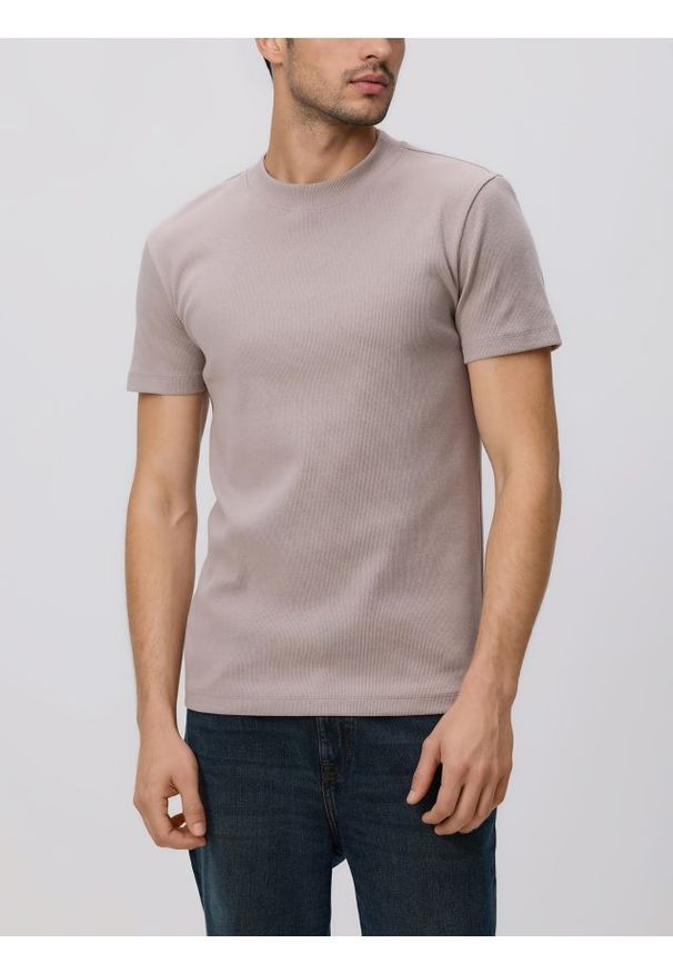 Reserved - T-shirt slim fit - jasnoszary. Kolor: szary. Materiał: dzianina, bawełna