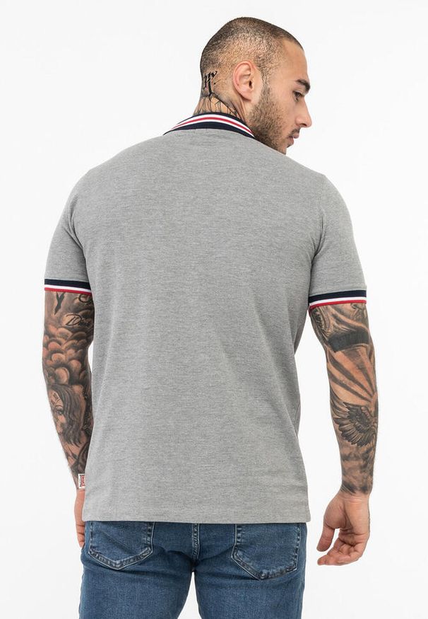 Polo Lonsdale Occumster. Typ kołnierza: polo. Kolor: wielokolorowy, niebieski, szary. Styl: sportowy