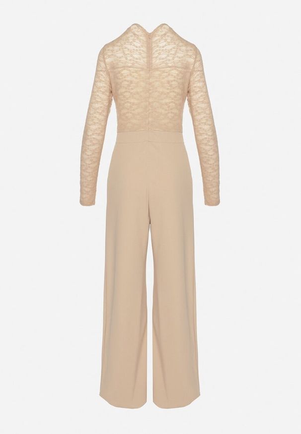 Born2be - Jasnobeżowy Koronkowy Kombinezon z Wiskozą z Szerokimi Nogawkami Ninarena. Okazja: na co dzień. Kolor: beżowy. Materiał: wiskoza, koronka. Długość rękawa: długi rękaw. Długość: długie. Styl: elegancki, casual