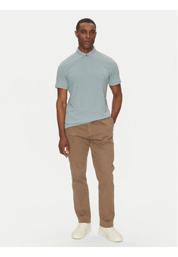 Selected Homme Polo Fave 16079026 Błękitny Regular Fit. Typ kołnierza: polo. Kolor: niebieski. Materiał: bawełna, syntetyk