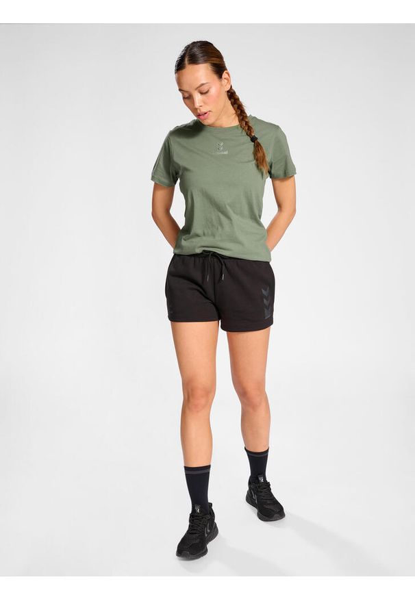 Damska bawełniana koszulka w jodełkę Hummel Active. Kolor: zielony. Materiał: bawełna. Wzór: jodełka. Sport: fitness