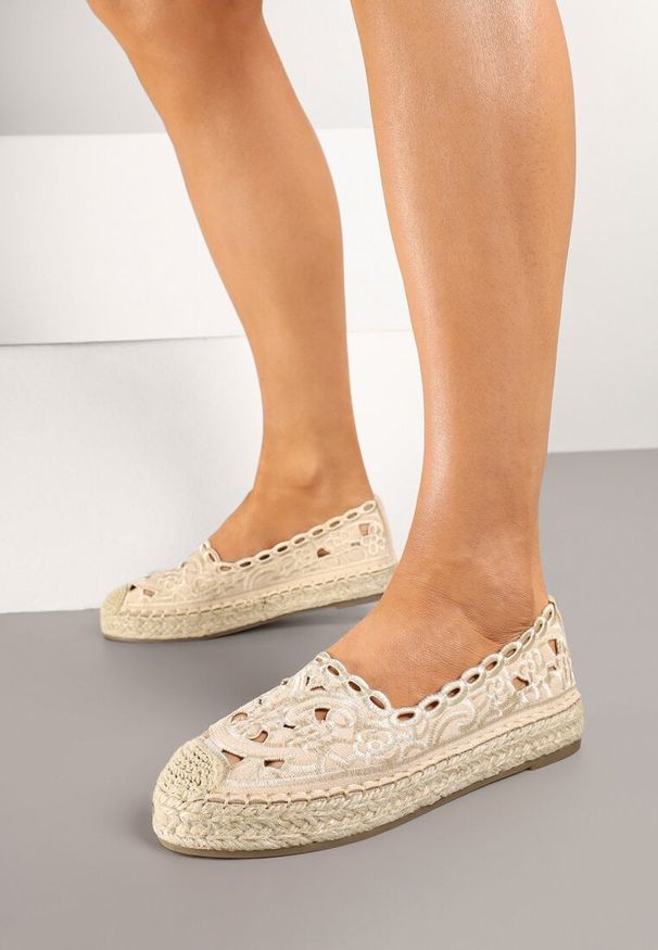 Born2be - Beżowe Ażurowe Espadryle na Płaskiej Podeszwie Elearuna. Kolor: beżowy. Materiał: jeans. Wzór: ażurowy. Obcas: na płaskiej podeszwie. Styl: elegancki