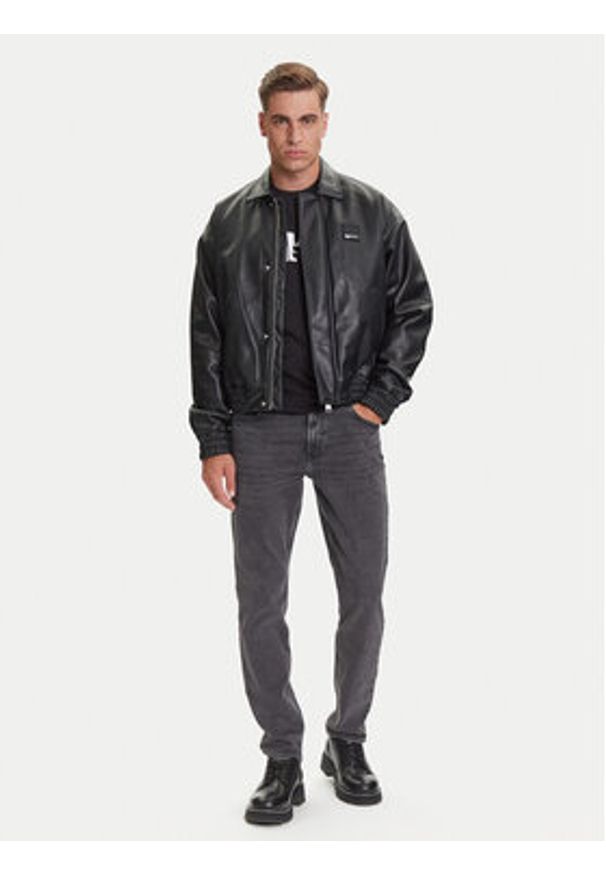 Karl Lagerfeld Jeans Kurtka z imitacji skóry A3M15035 Czarny Regular Fit. Kolor: czarny. Materiał: skóra