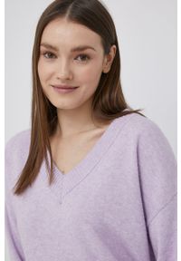 Vila sweter damski kolor fioletowy lekki. Kolor: fioletowy. Materiał: dzianina. Wzór: gładki