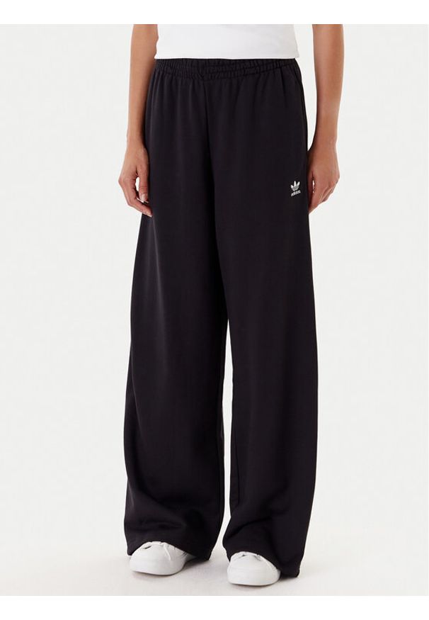 Adidas - adidas Spodnie dresowe Essentials JW2812 Czarny Wide Leg. Kolor: czarny. Materiał: bawełna