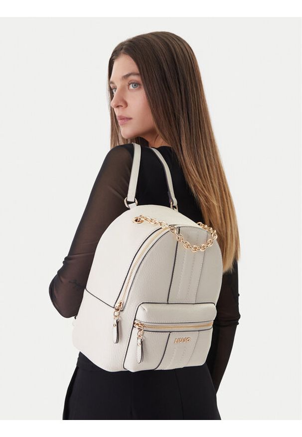 Liu Jo Plecak AA6111 E1109 Écru. Materiał: skóra