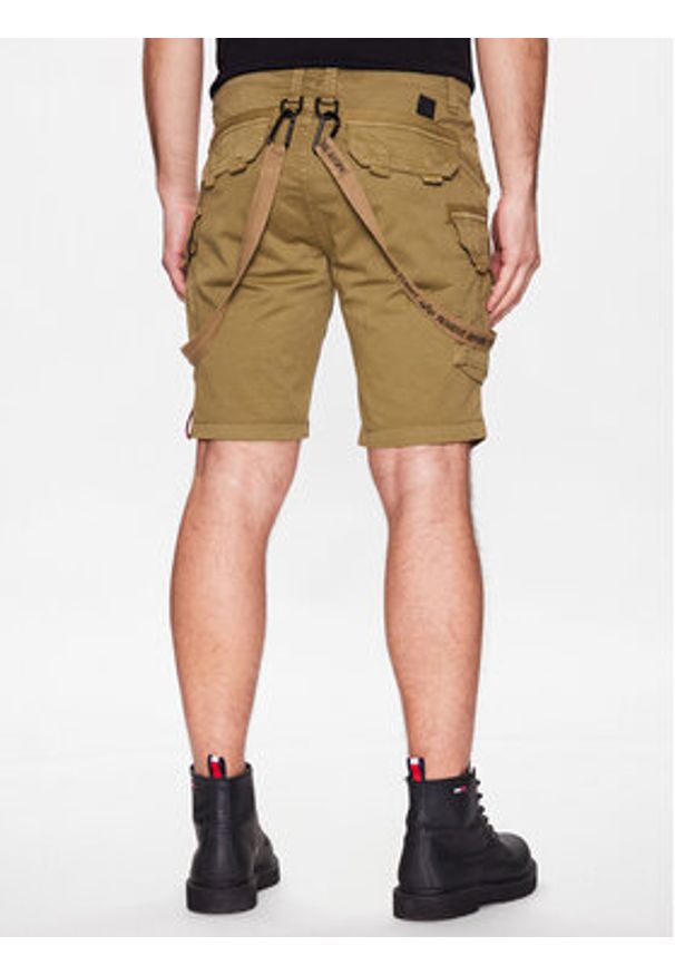 Alpha Industries Szorty materiałowe Utility 116213 Beżowy Slim Fit. Kolor: beżowy. Materiał: bawełna