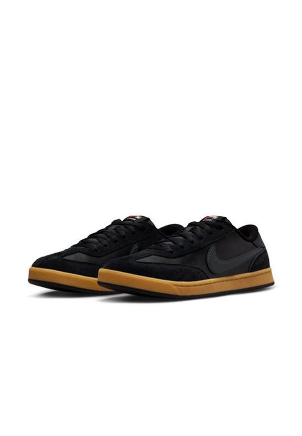 Buty Sportowe Męskie Nike Sb Fc Classic. Okazja: na co dzień. Kolor: czarny. Sport: bieganie, skateboard