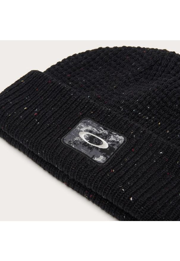 Oakley Czapka Ellipse Patch Waffle Beanie Fos901658-02E. Kolor: czarny