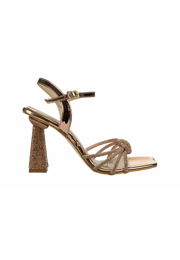 Sandały Bayla-187 201 T Rose Mirror 187149, Różowe Złoto, Skóra ekologiczna - 40. Zapięcie: pasek. Kolor: złoty. Materiał: skóra ekologiczna. Wzór: ze splotem, motyw z bajki. Obcas: na obcasie. Wysokość obcasa: średni