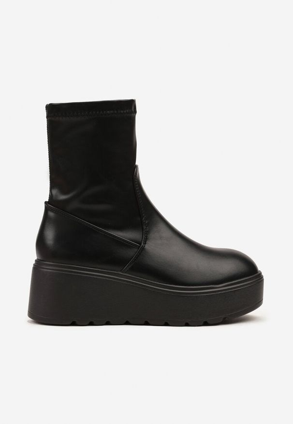 Born2be - Czarne Botki Vices na Platformie z Przylegającą Cholewką Falomia. Okazja: na co dzień. Kolor: czarny. Materiał: jeans, skóra. Szerokość cholewki: normalna. Obcas: na platformie. Styl: elegancki, casual, wizytowy