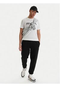 RVCA T-Shirt Big M420VRBI Biały Slim Fit. Kolor: biały. Materiał: syntetyk, bawełna #5