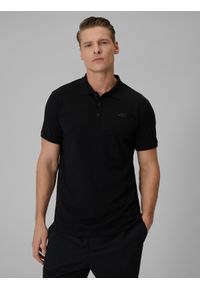 4f - 4F Koszulka polo regular męska - czarna XXL. Okazja: na spacer, na co dzień, do pracy. Typ kołnierza: polo. Kolor: czarny. Materiał: dzianina, bawełna, materiał. Styl: casual, klasyczny #1