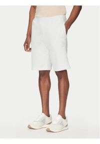 Guess Szorty sportowe M5GD10 KCN01 Biały Regular Fit. Kolor: biały. Materiał: bawełna. Styl: sportowy