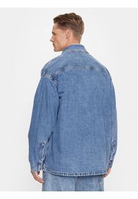 Calvin Klein Jeans Kurtka jeansowa J30J323325 Niebieski Loose Fit. Kolor: niebieski. Materiał: bawełna #2