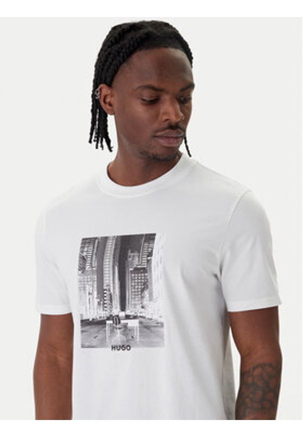 Hugo - HUGO T-Shirt Deyss 50553755 Biały Regular Fit. Kolor: biały. Materiał: bawełna
