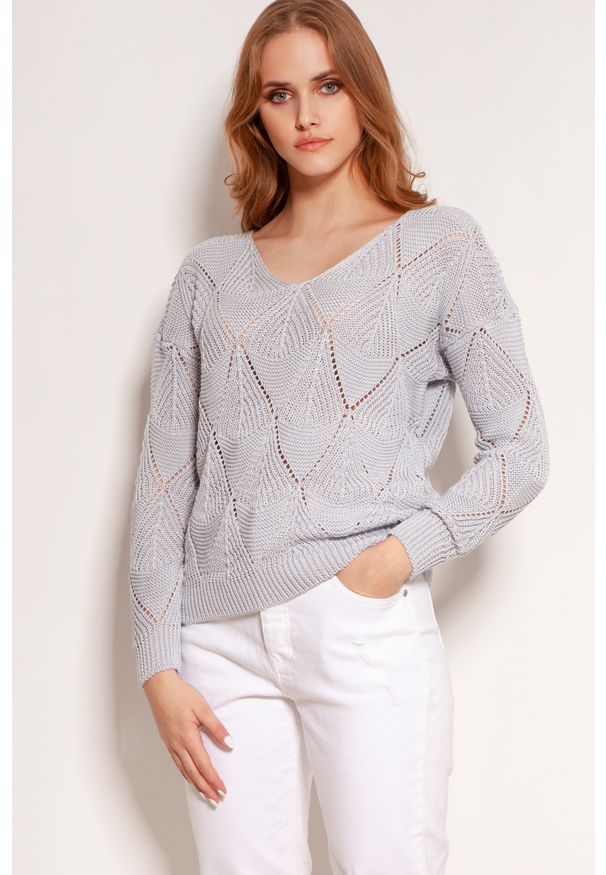 Lanti - Ażurowy Sweter z Głębokim Dekoltem V - Szary. Kolor: szary. Materiał: bawełna, akryl. Wzór: ażurowy