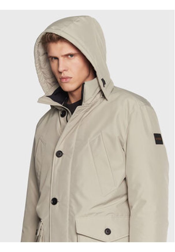 BOSS - Boss Kurtka zimowa Osiass 50477966 Beżowy Regular Fit. Kolor: beżowy. Materiał: syntetyk. Sezon: zima