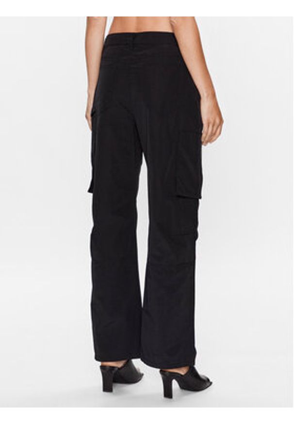 Herskind Spodnie materiałowe Tilly 4851798 Czarny Oversize. Kolor: czarny. Materiał: bawełna, syntetyk