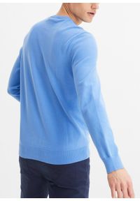 bonprix - Cienki sweter z miękkiej mieszanki bawełny. Typ kołnierza: dekolt w serek. Kolor: niebieski. Materiał: bawełna, dzianina. Wzór: ze splotem, gładki. Styl: klasyczny #3