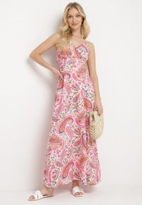 Born2be - Różowa Letnia Sukienka we Wzór Paisley z Regulowanymi Ramiączkami i Sznurkiem w Talii Viafina. Okazja: na spacer. Typ kołnierza: dekolt w serek. Kolor: różowy. Materiał: tkanina. Długość rękawa: na ramiączkach. Wzór: paisley. Sezon: lato. Styl: klasyczny #1