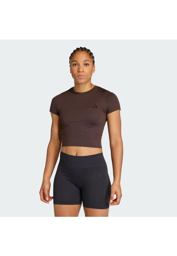 Adidas - Koszulka Workout Essentials Knit Baby. Kolor: brązowy. Materiał: dzianina. Sport: fitness