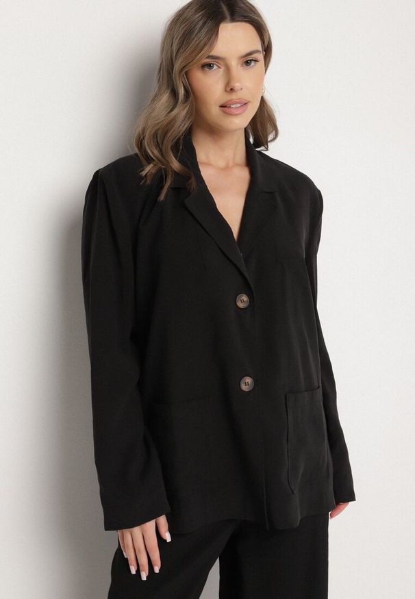 Born2be - Czarna Marynarka Oversize Pudełkowa z Kieszeniami z Modalu Mavelisse. Okazja: na co dzień. Kolor: czarny. Materiał: jeans. Styl: casual, elegancki
