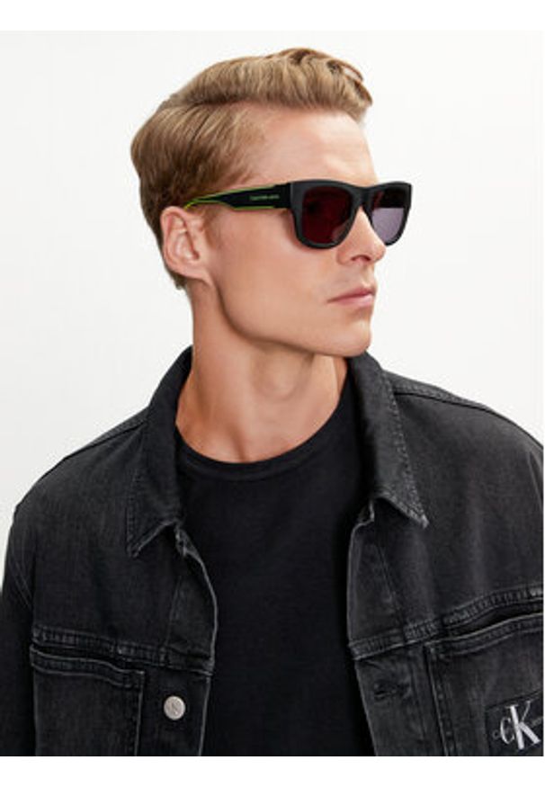 Calvin Klein Jeans Okulary przeciwsłoneczne CKJ22637S Czarny. Kolor: czarny